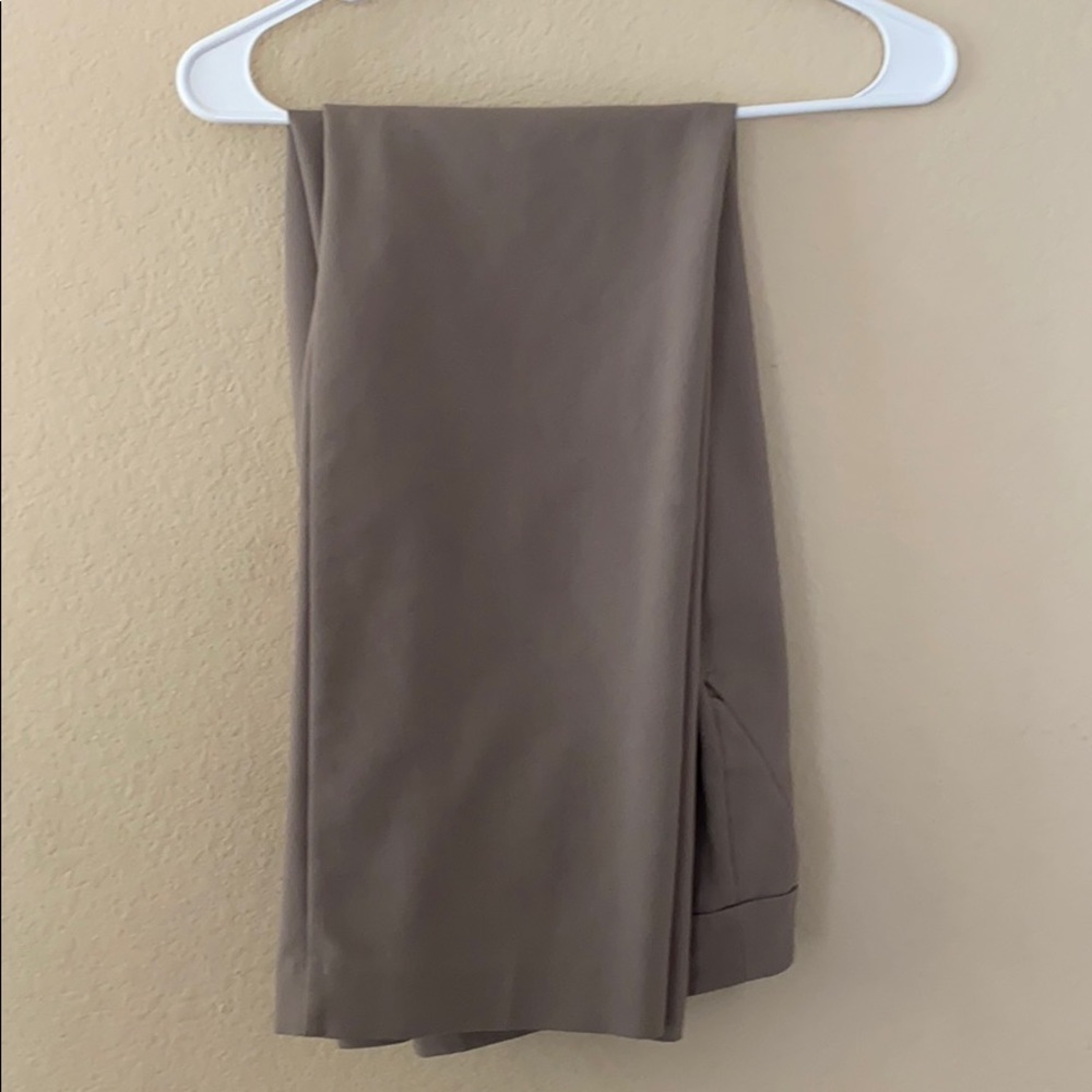 Apt 9 size 10 low waist tan trouser